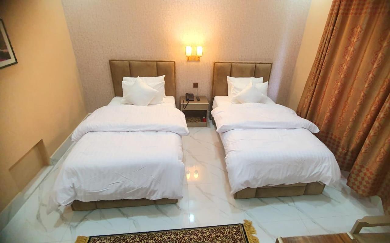 Royal Hotel 나란 외부 사진
