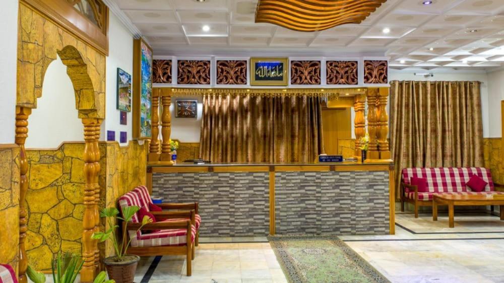 Royal Hotel 나란 외부 사진