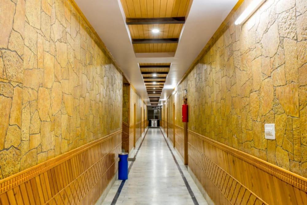 Royal Hotel 나란 외부 사진