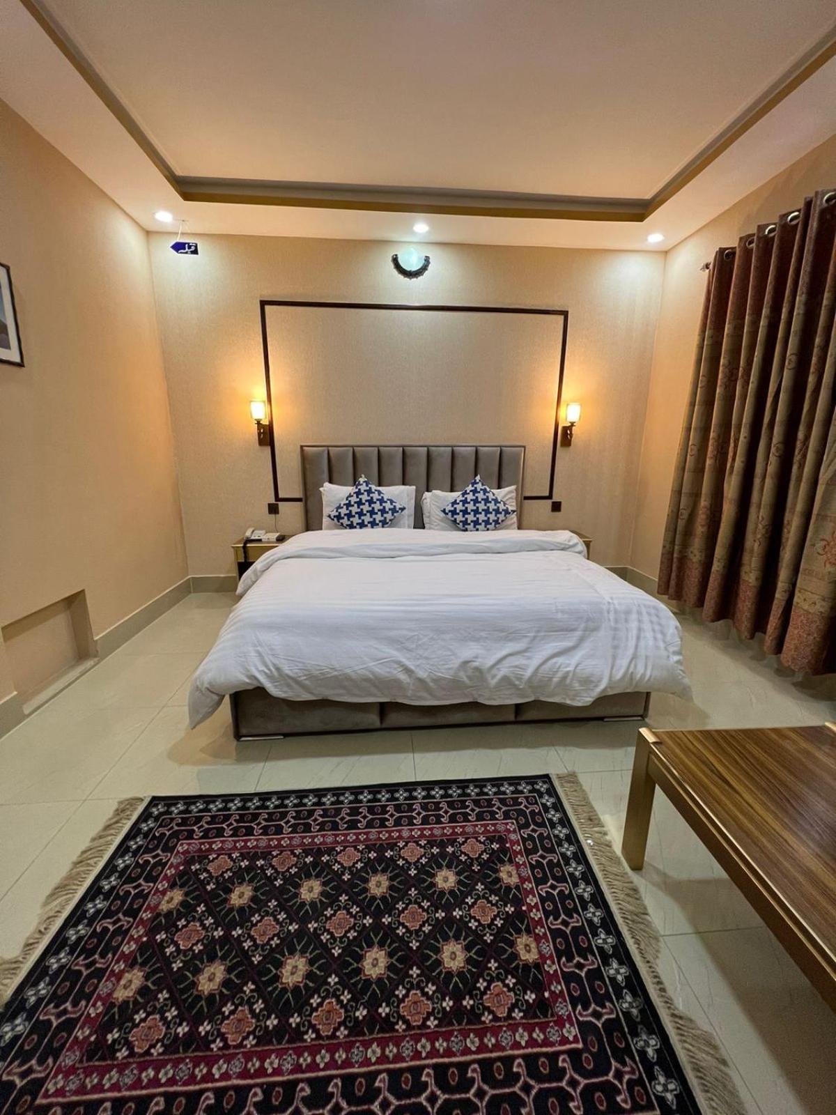 Royal Hotel 나란 외부 사진